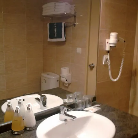 فندق Medplaya Vistamar Costa Dorada هوسبيتاليت دي لانفنت